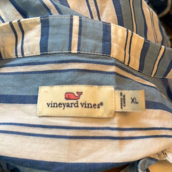 Vineyard Vines Blue and White Sleeveless Blouse - Picture 5 of 6